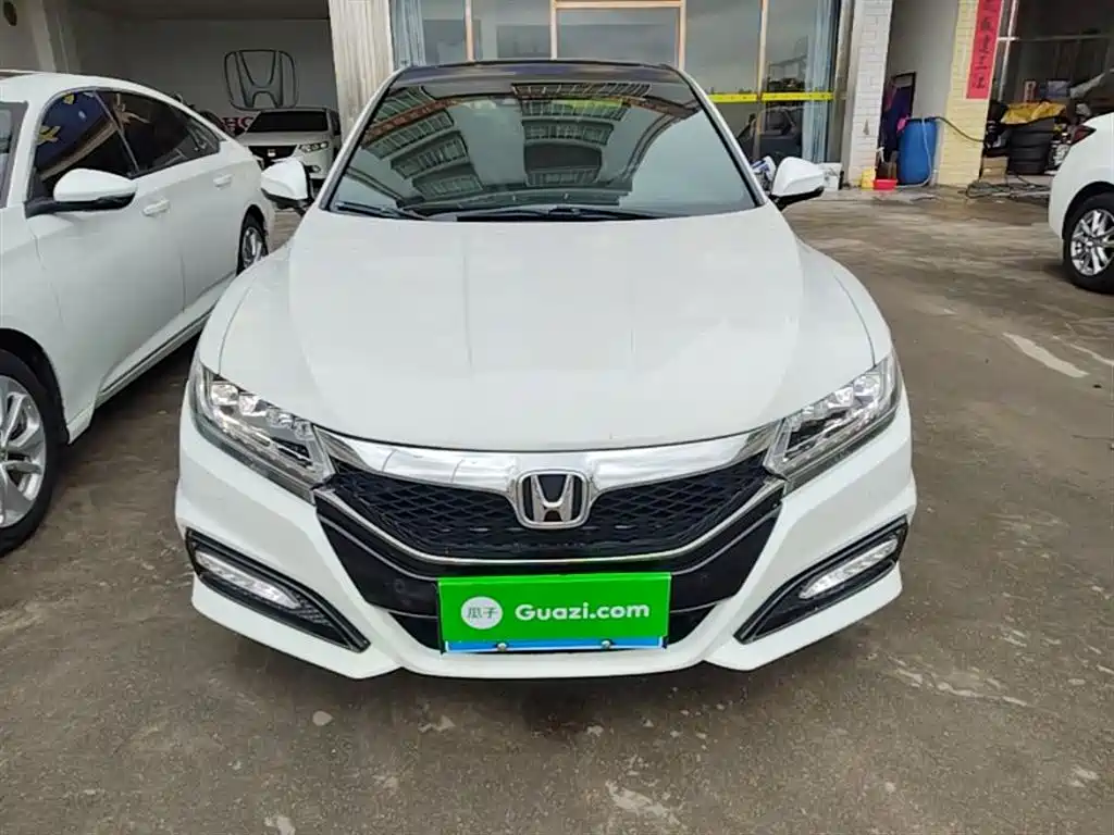 Honda Spirior 2015 — фото 3
