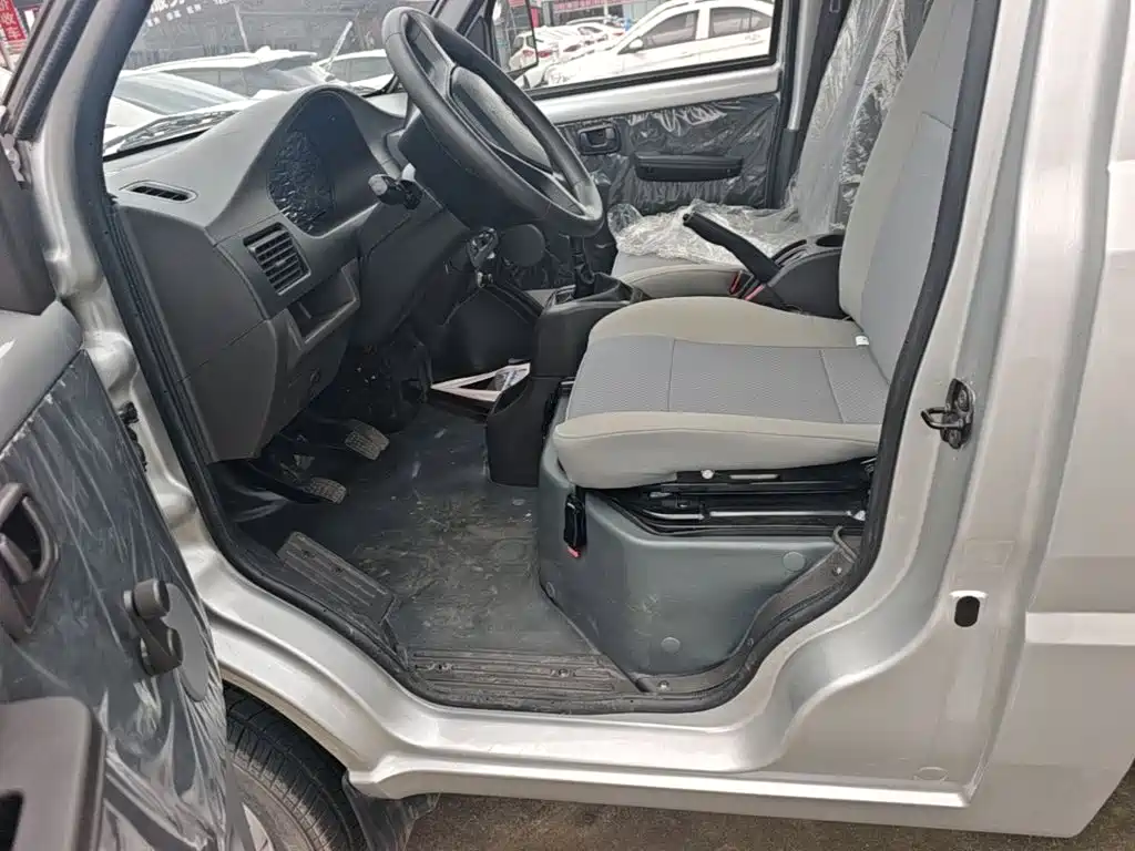 Wuling Rongguang Mini Truck 2025 — фото 22