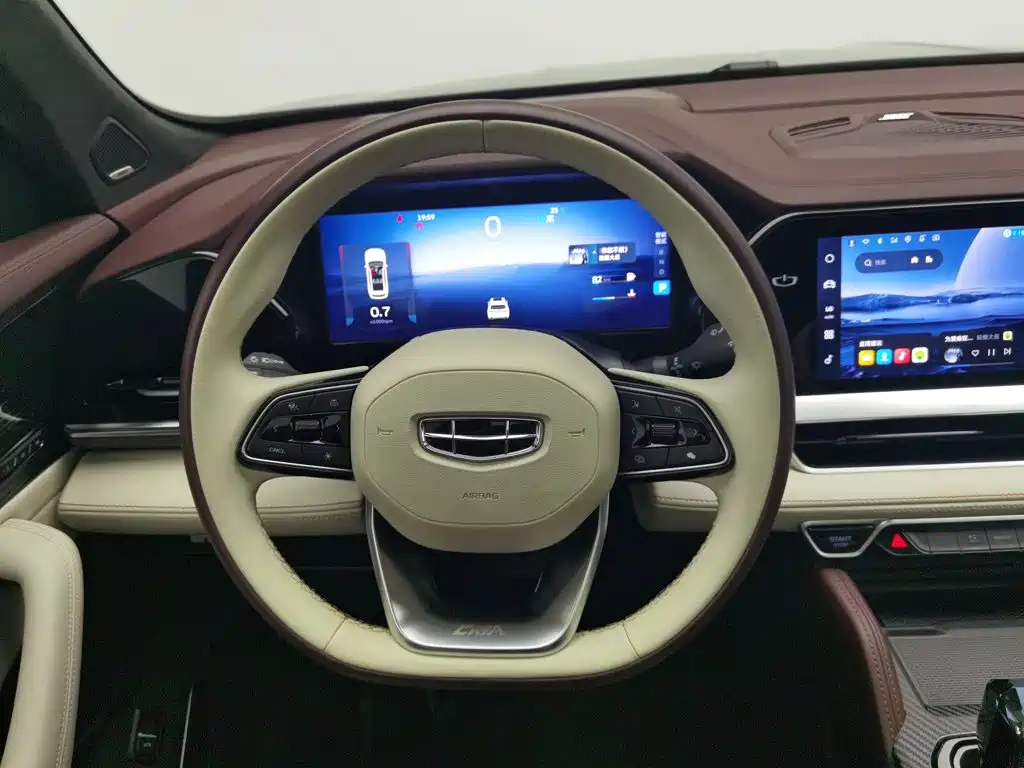 Geely Xingyue L 2022 — фото 11