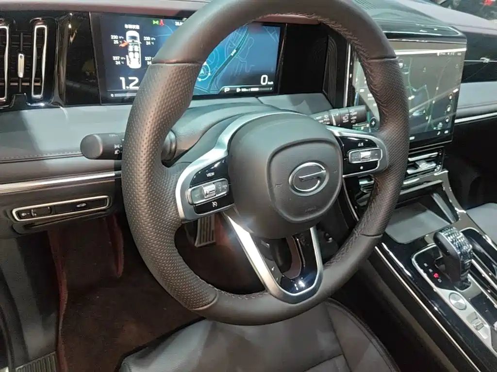 GAC Motor Trumpchi M8 2025 — фото 11