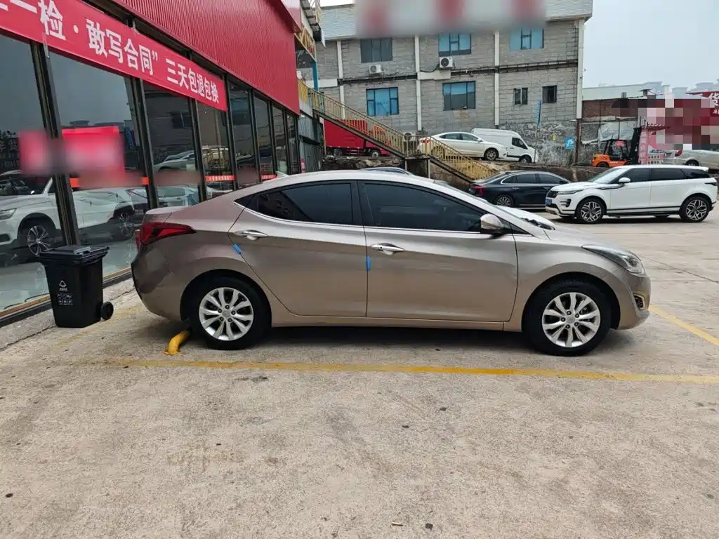 Hyundai Elantra Langdong 2016 — фото 8
