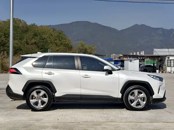 Toyota RAV4 2022