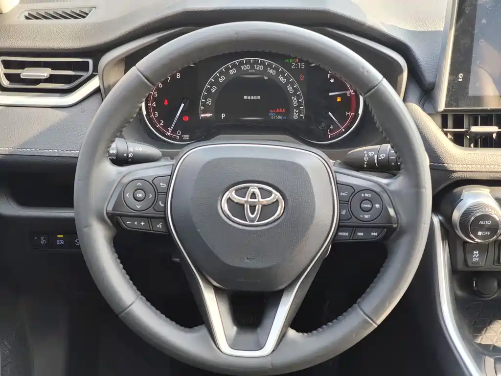 Toyota RAV4 2022 — фото 22
