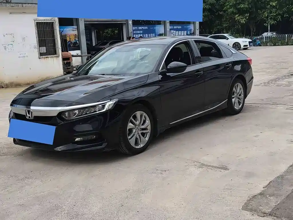 Honda Accord 2021 — фото 1