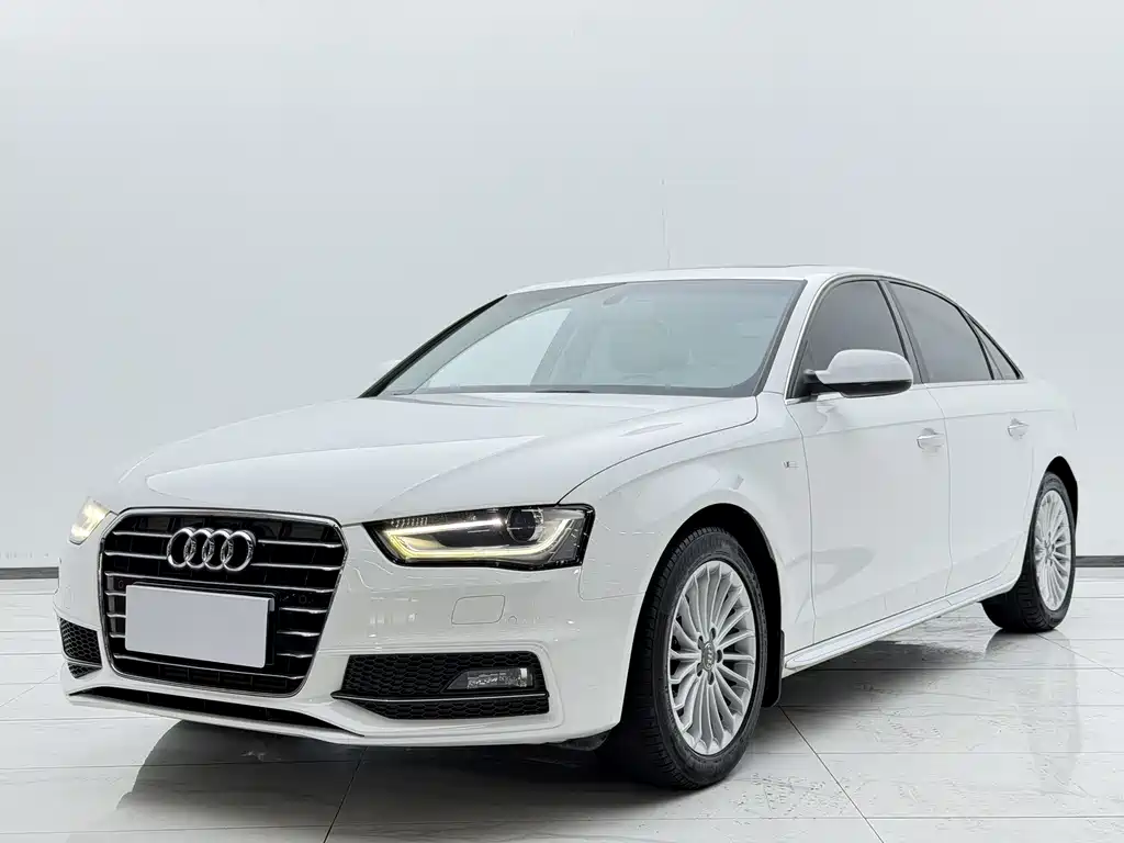 Audi A4L 2016 — фото 1