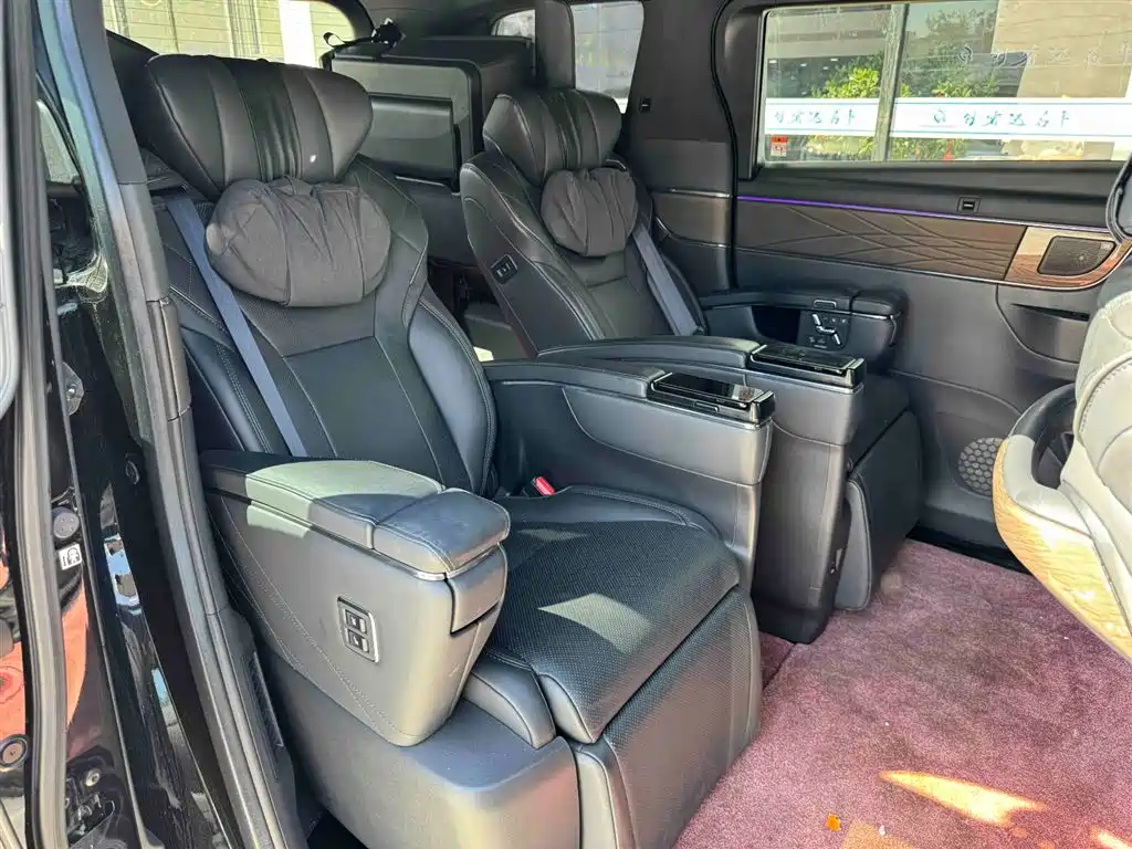 Toyota Vellfire 2024 — фото 4