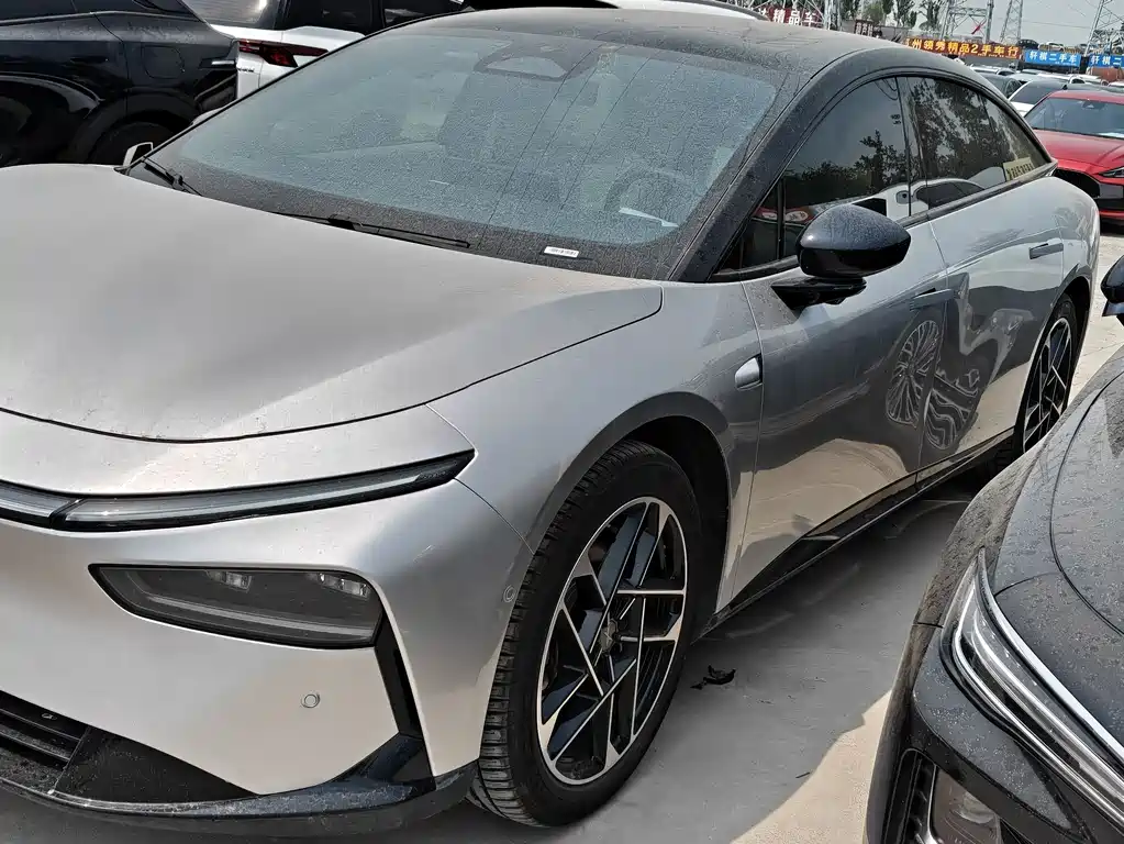XPeng P7+ 2025 — фото 1