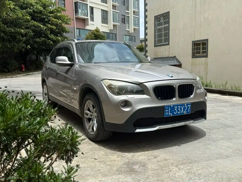 BMW X1 2012