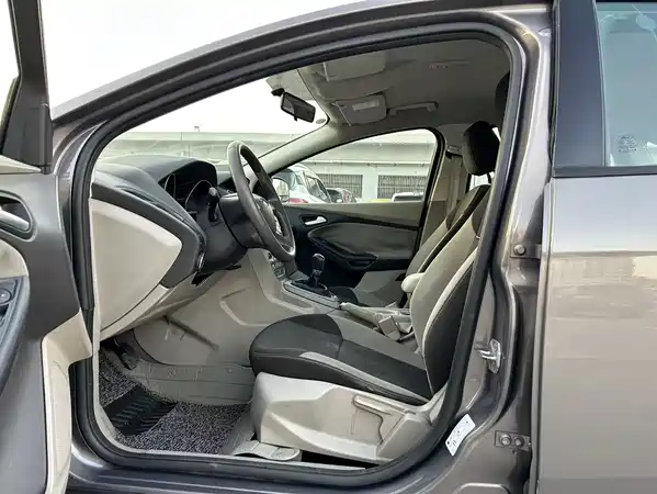 Ford Focus 2012