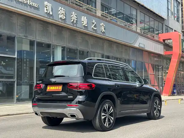 Mercedes-Benz GLB 2024