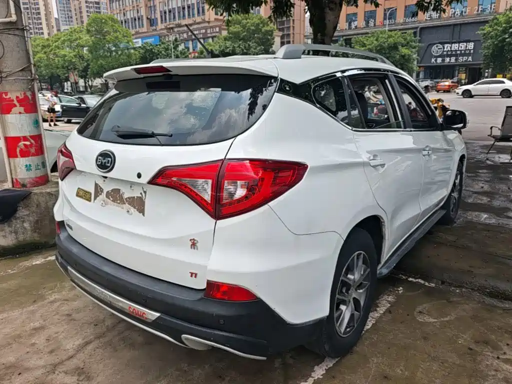 BYD Song 2016