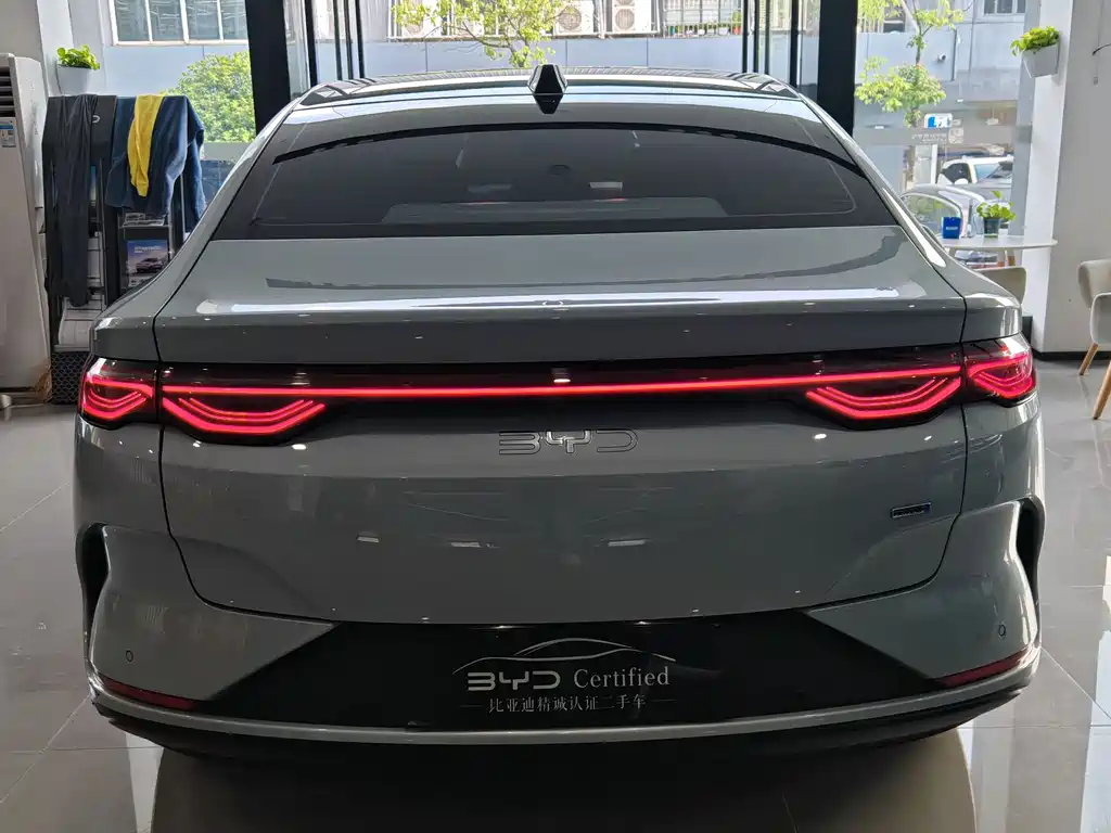 BYD Qin L 2025 — фото 13