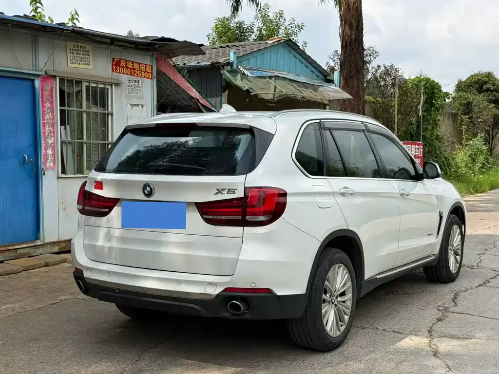 BMW X5 2015 — фото 9