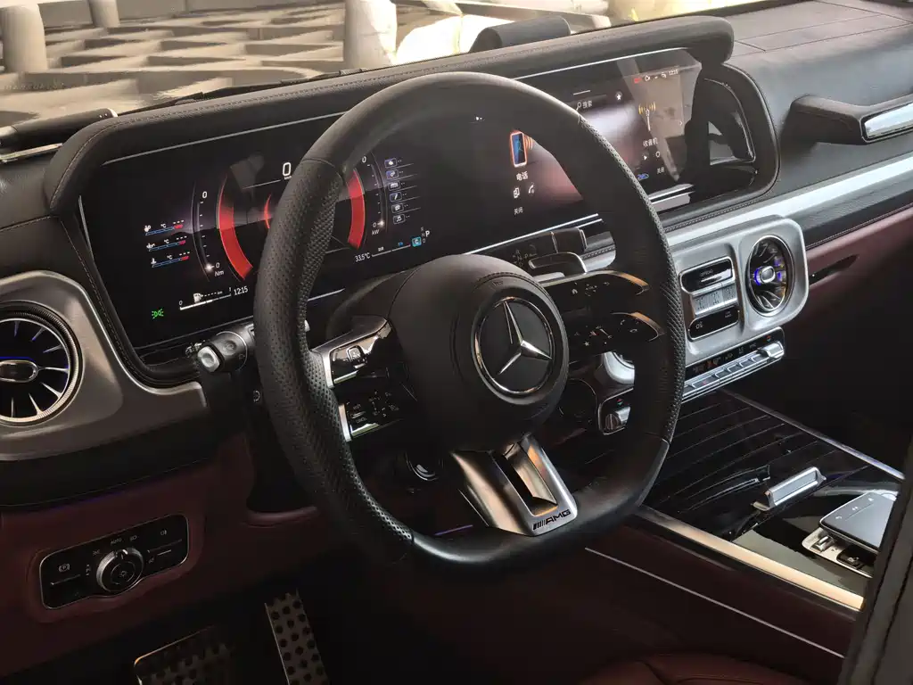 Mercedes-Benz G-Class AMG 2025 — фото 10