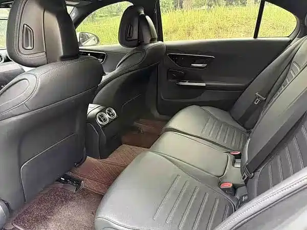 Mercedes-Benz C-Class 2023
