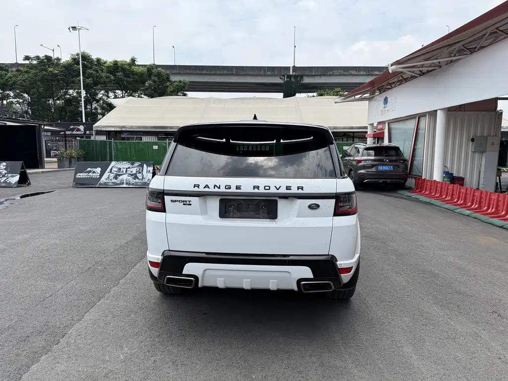 Land Rover Sport 2021 — фото 10