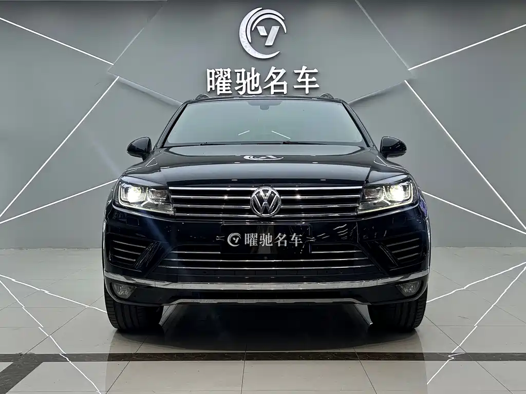 Volkswagen Touareg 2017 — фото 2