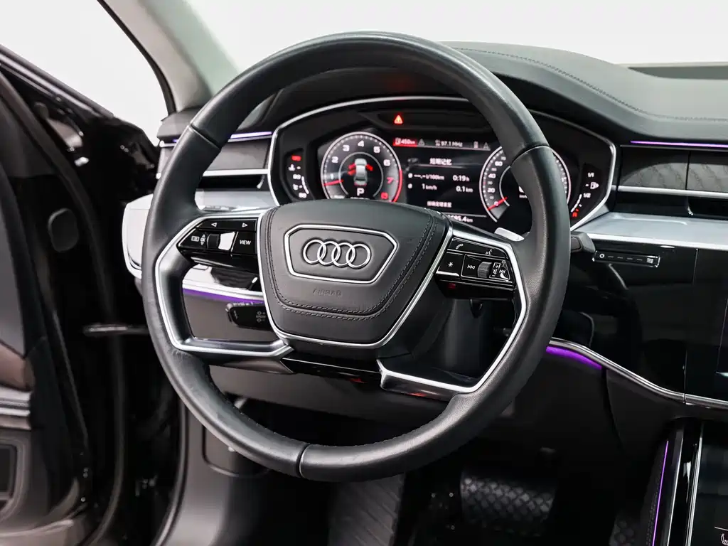 Audi A8 2024 — фото 18
