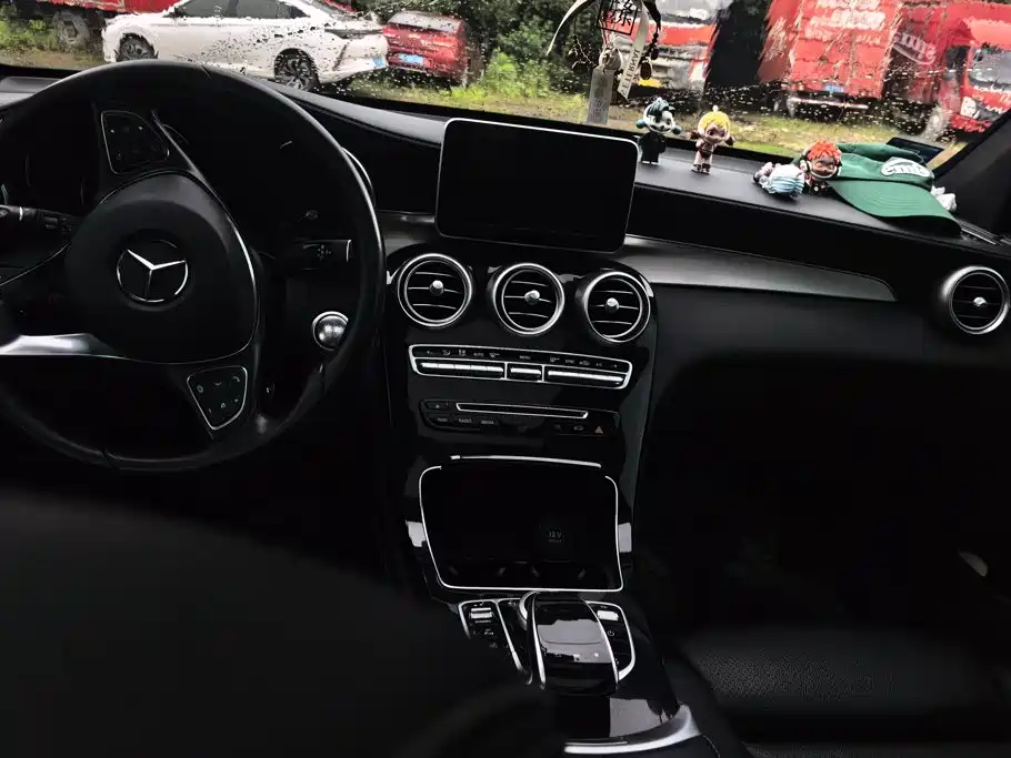 Mercedes-Benz GLC 2019 — фото 13