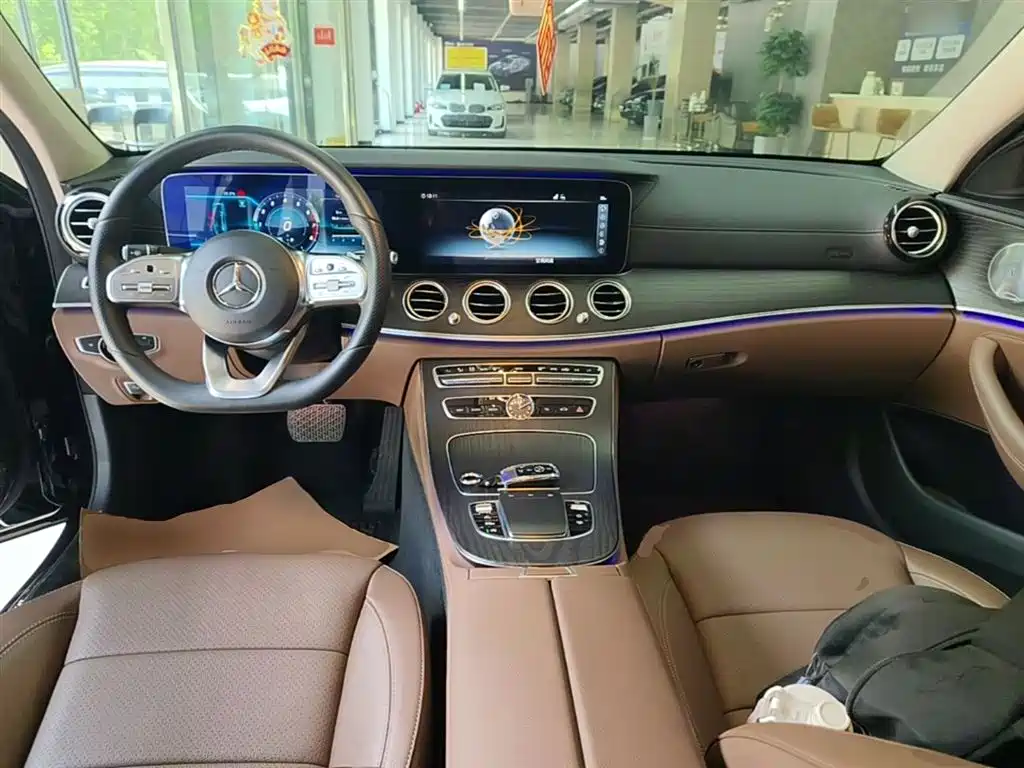 Mercedes-Benz E-Class 2020 — фото 10