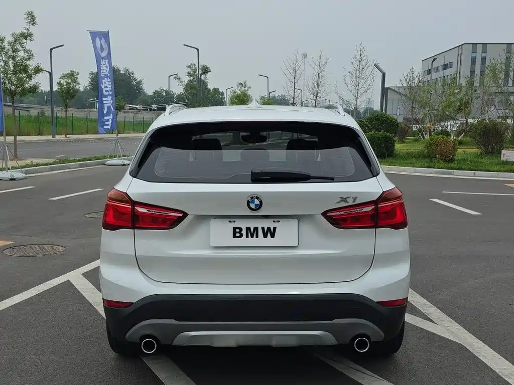 BMW X1 2016 — фото 4