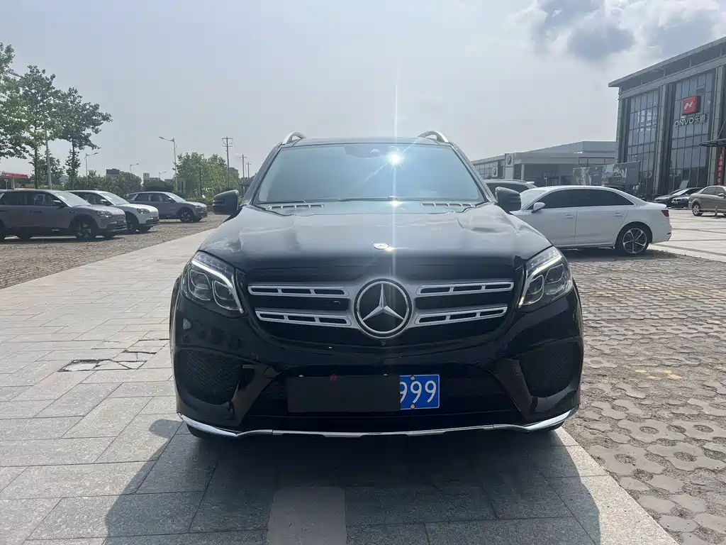 Mercedes-Benz GLS 2017 — фото 2