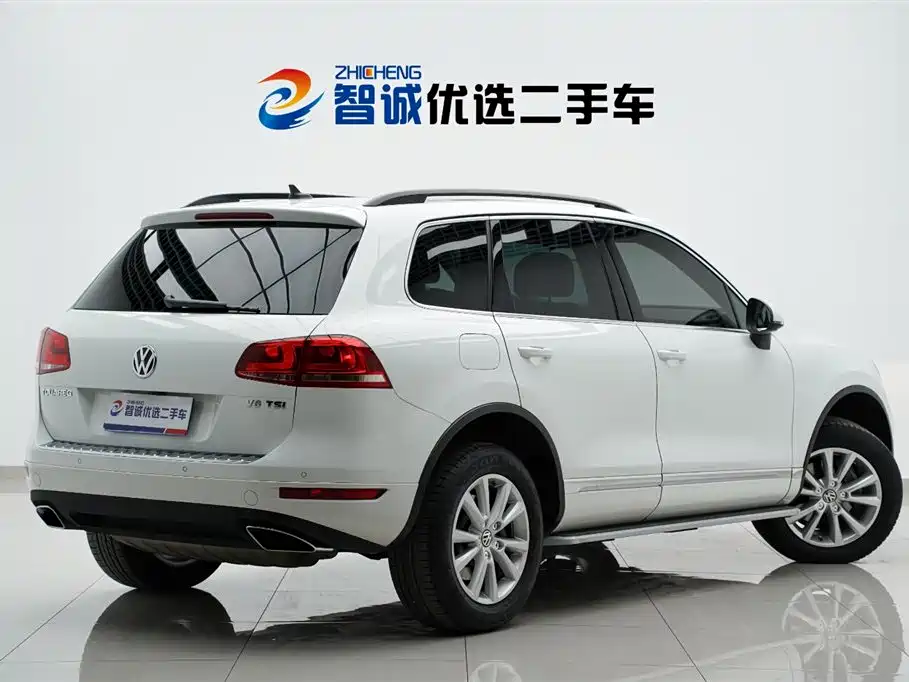 Volkswagen Touareg 2015 — фото 4