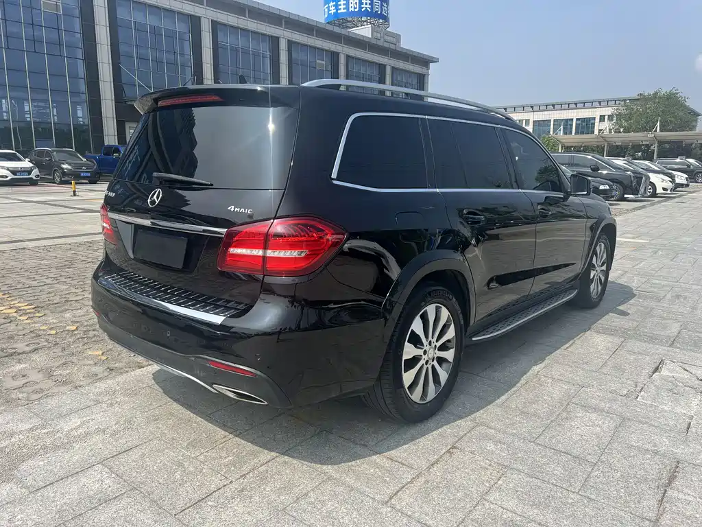 Mercedes-Benz GLS 2017 — фото 3