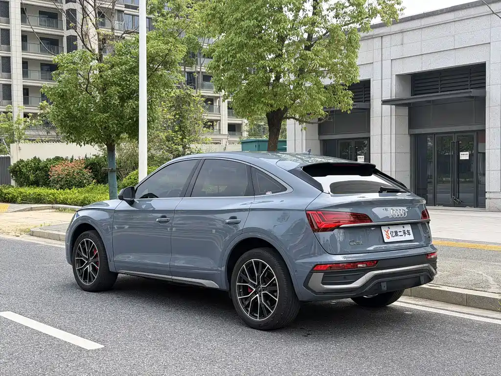 Audi Q5L Sportback 2022 — фото 3