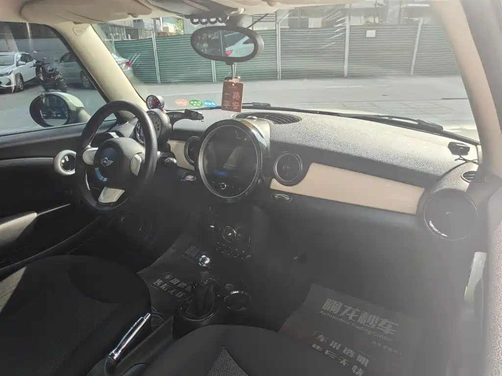 MINI MINI 2013