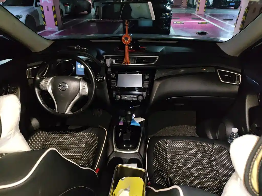 Nissan X-Trail 2014