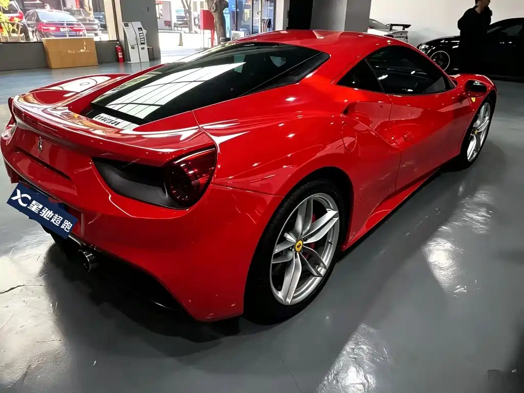 Ferrari 488 2018 — фото 2