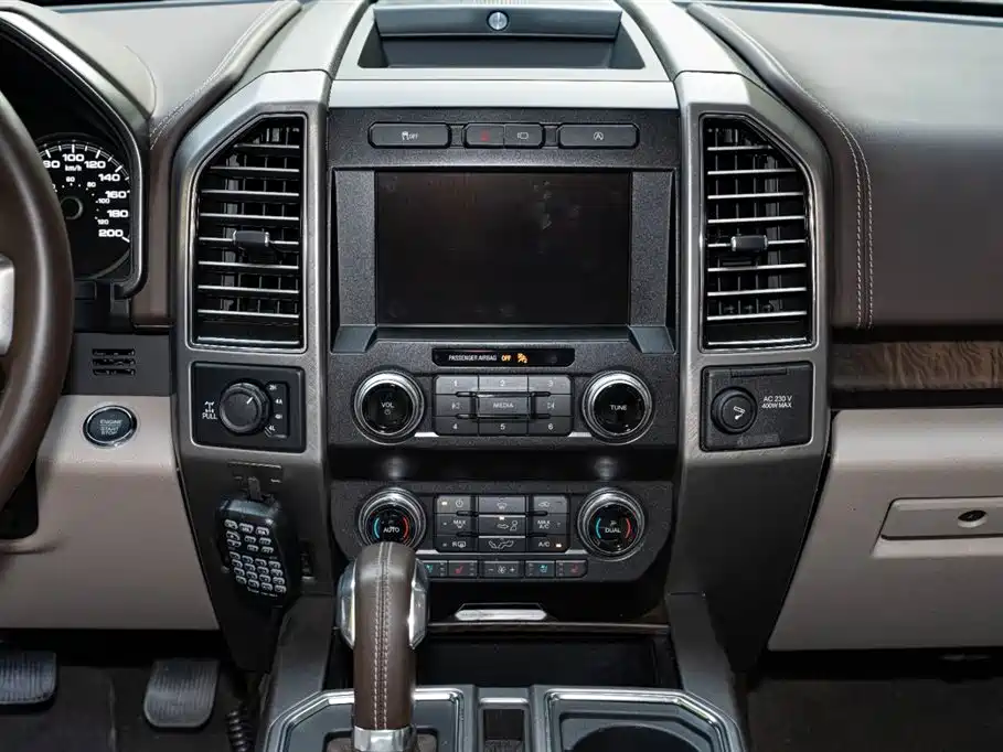 Ford F-150 Raptor 2021 — фото 12