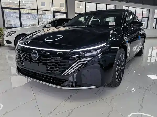 Nissan Teana 2026