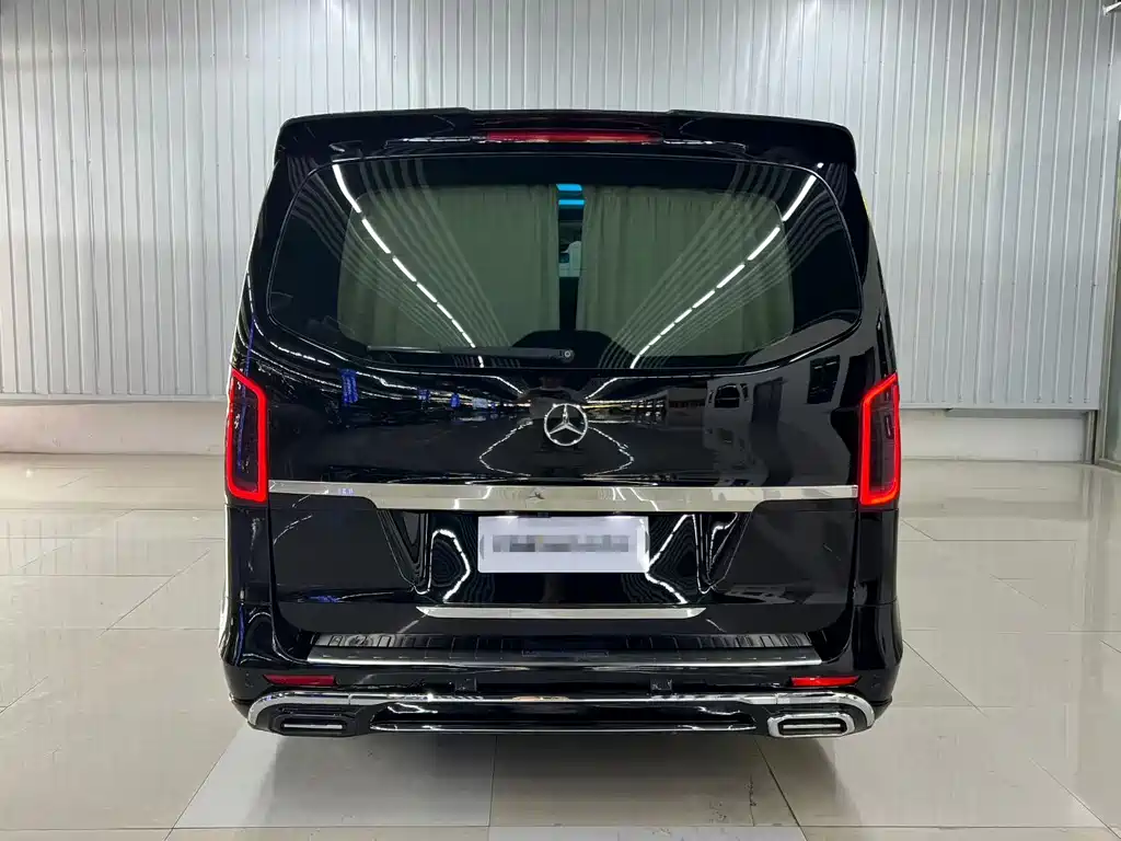 Mercedes-Benz Vito 2023 — фото 9