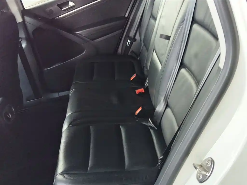 Volkswagen Tiguan 2015 — фото 17