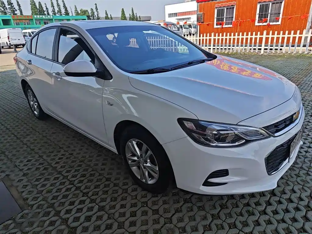 Chevrolet Cavalier 2019 — фото 4
