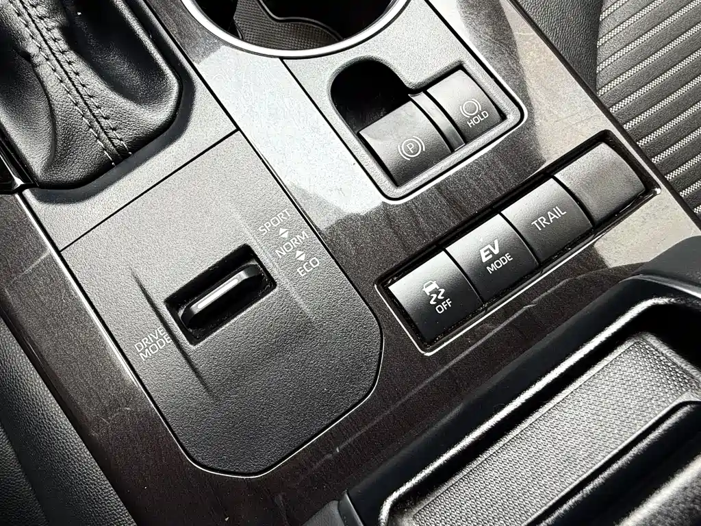 Toyota Crown Kluger 2023 — фото 26
