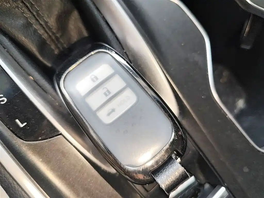 Honda Accord 2020 — фото 9