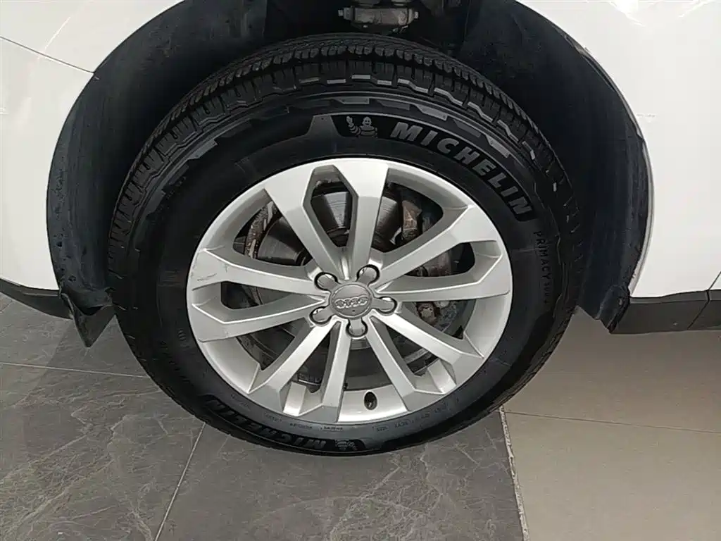 Audi Q5 2015 — фото 23