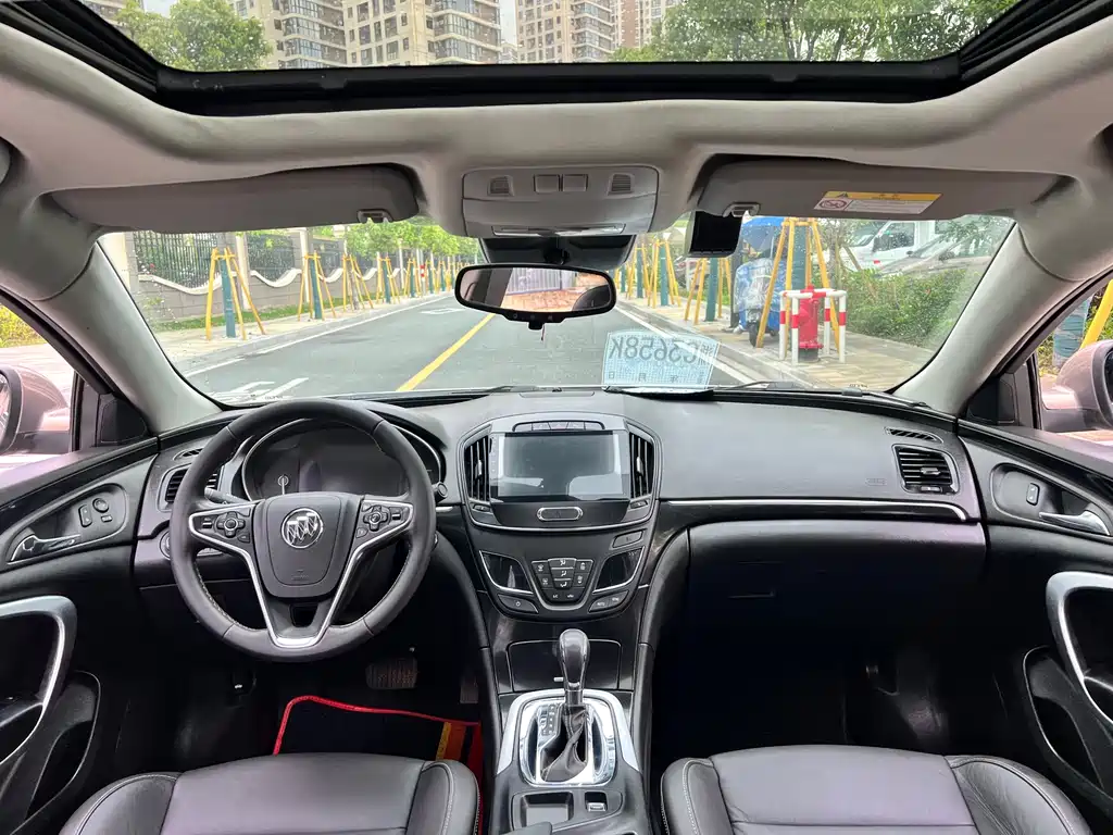 Buick Regal 2015 — фото 13