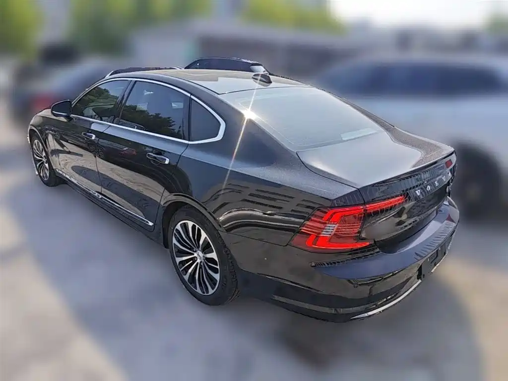 Volvo S90 2022 — фото 9