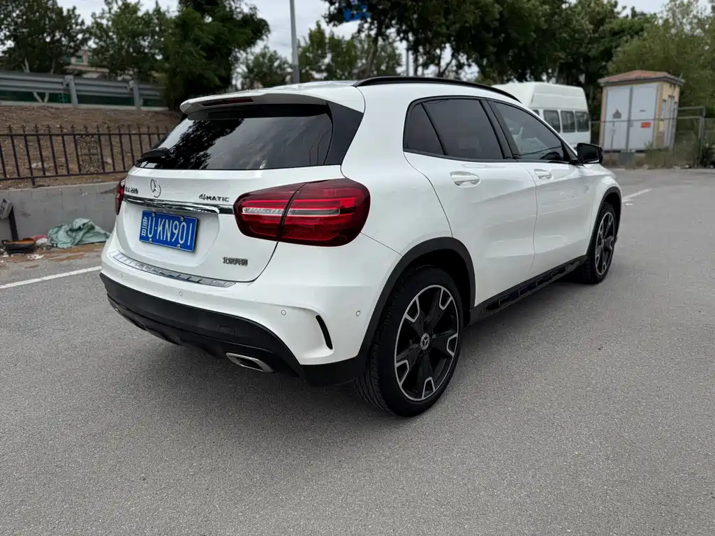 Mercedes-Benz GLA 2019 — фото 4