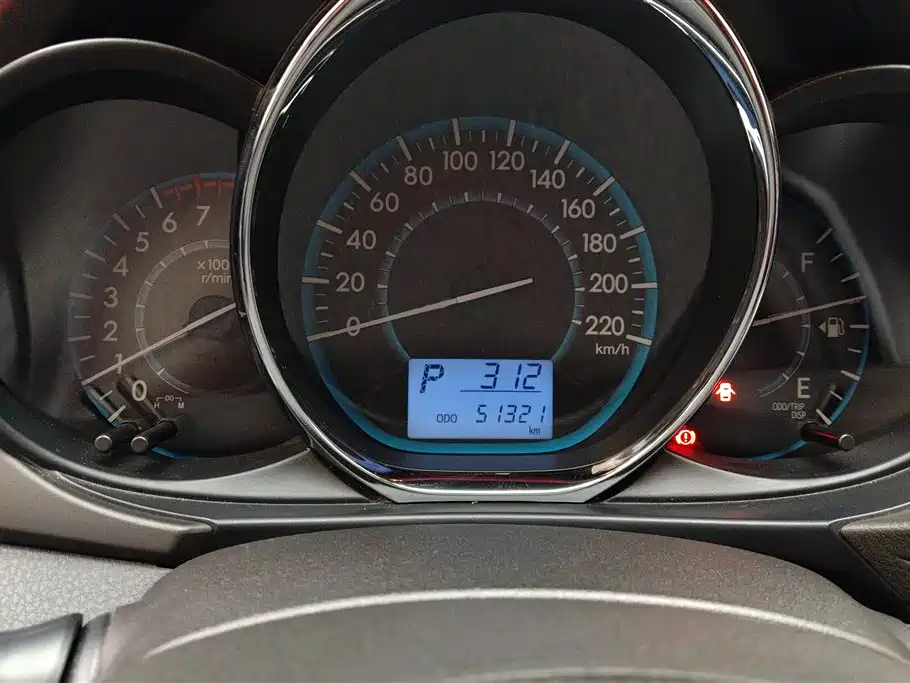 Toyota Vios 2016 — фото 14