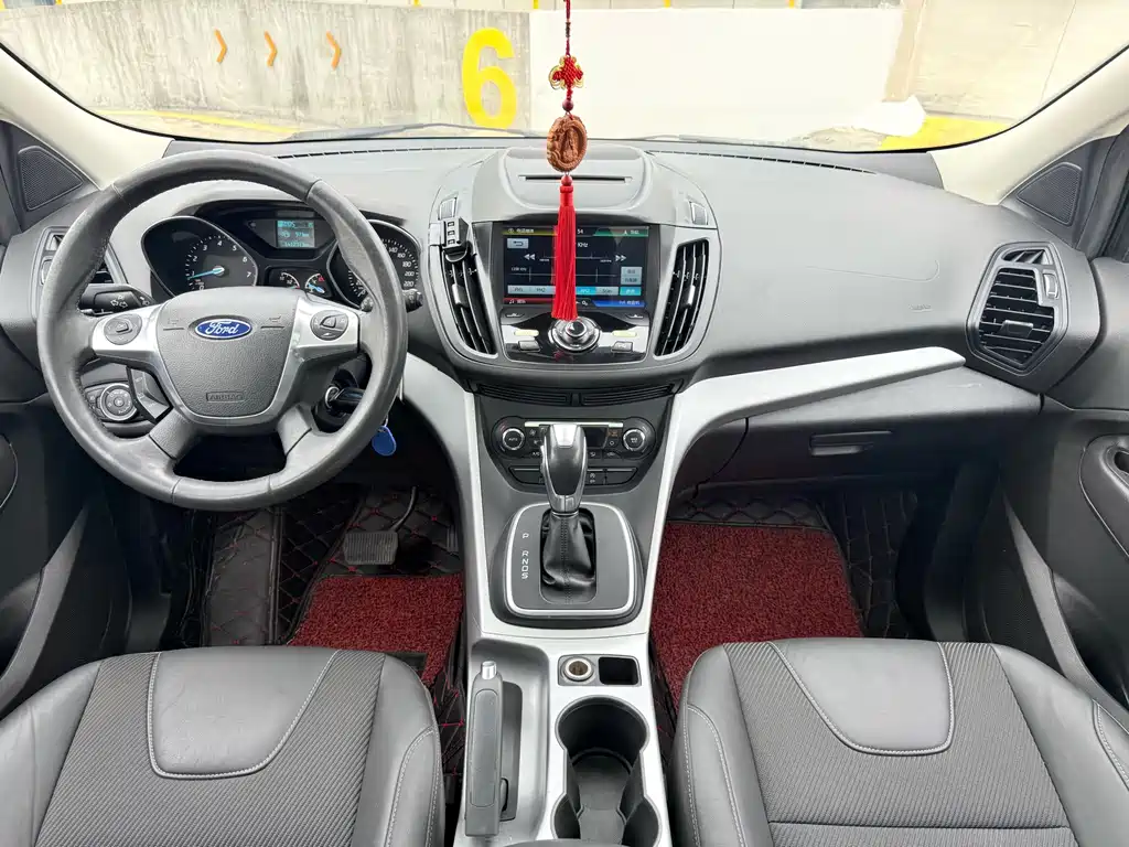 Ford Kuga 2016 — фото 8