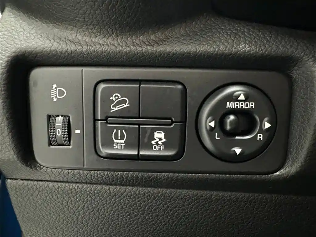 Kia KX1 2023 — фото 14