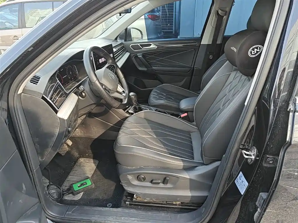 Volkswagen Tiguan L 2022 — фото 15
