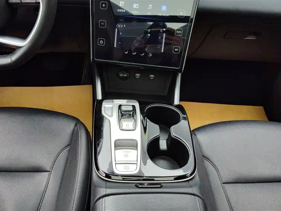 Hyundai Tucson 2023 — фото 16