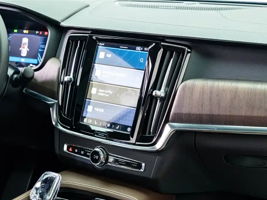 Volvo S90 2023 — фото 13