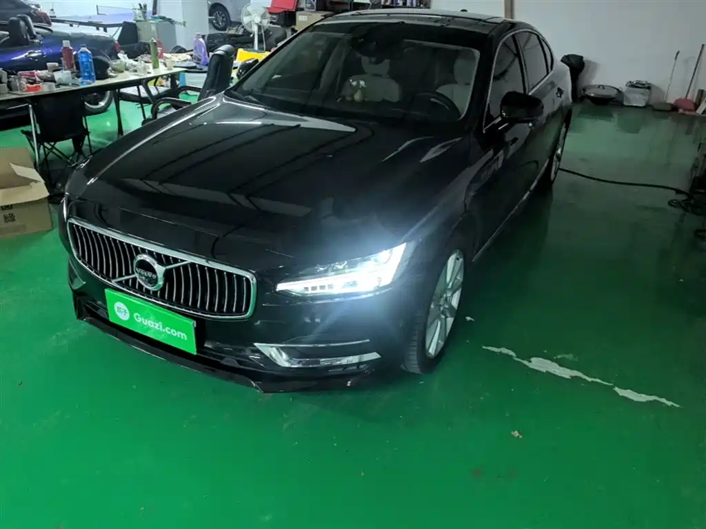 Volvo S90 2019 — фото 1